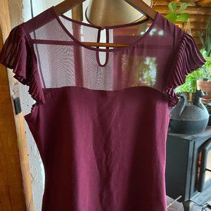 Express Blouse with cap-ruffle-sleeves and sheer top